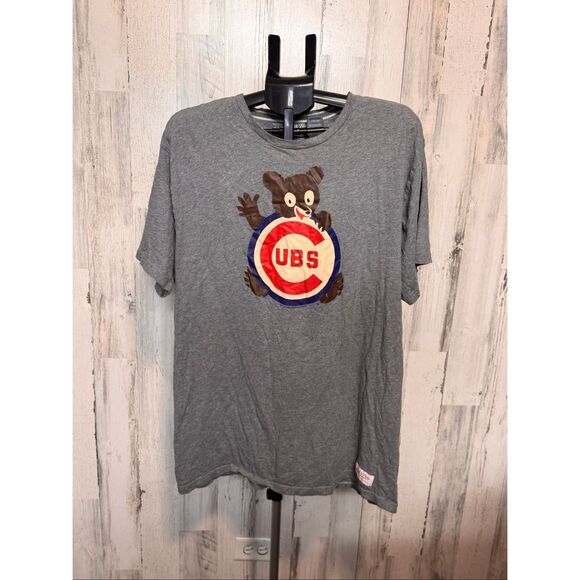 Mitchell & Ness Chicago Cubs Retro Bear T-Shirt | Gray MLB Graphic Tee – Size 3X - Picture 2 of 6